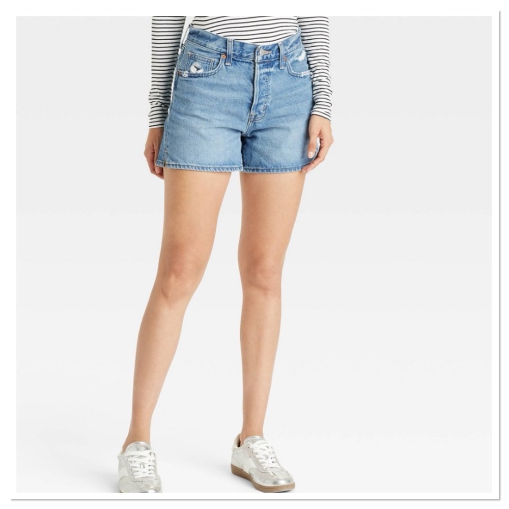 Women’s Mid-Rise 90’s Baggy Jean Denim Shorts for Women